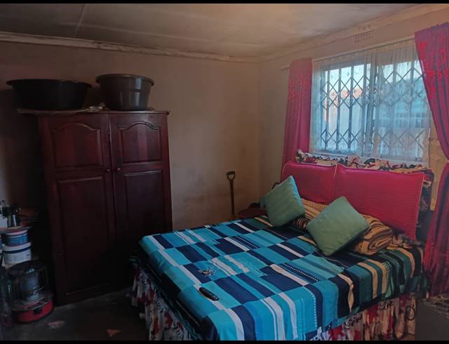 3 BEDROOM FREEHOLD FOR SALE IN MXOLISI PHETANI